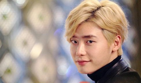 Lee Jong-suk Fotoğrafı