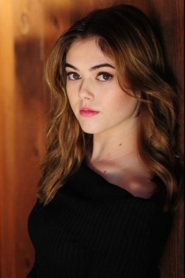 McKaley Miller Fotoğrafı