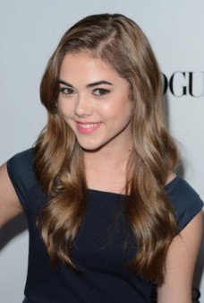 McKaley Miller Fotoğrafı