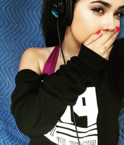 Becky G. Fotoğrafı