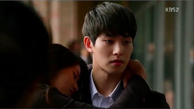 Lee Jong-hyun fotoğrafı