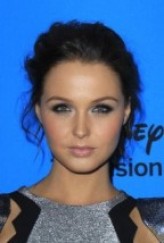 Camilla Luddington fotoğrafı