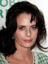 Lisa Blount fotoğrafı