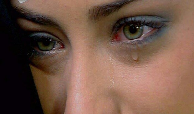 Hazal Kaya Fotoğrafı