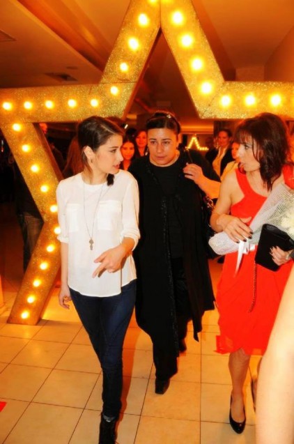 Hazal Kaya Fotoğrafı