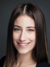 Hazal Kaya fotoğrafı
