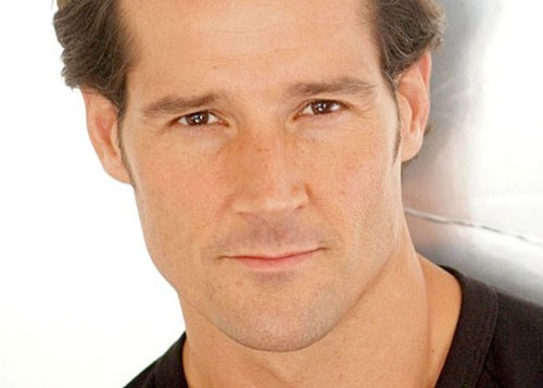 Josef Brown fotoğrafı