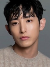 Lee Soo-hyuk fotoğrafı