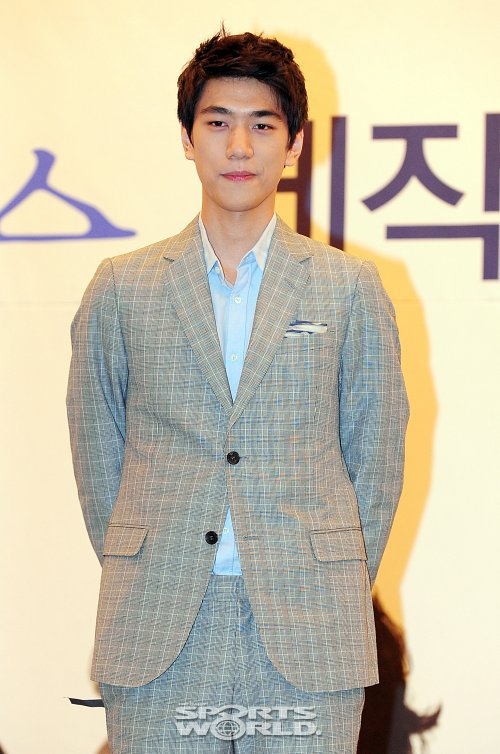 Jun Sung Fotoğrafı