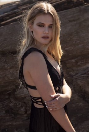 Tiera Skovbye Fotoğrafı