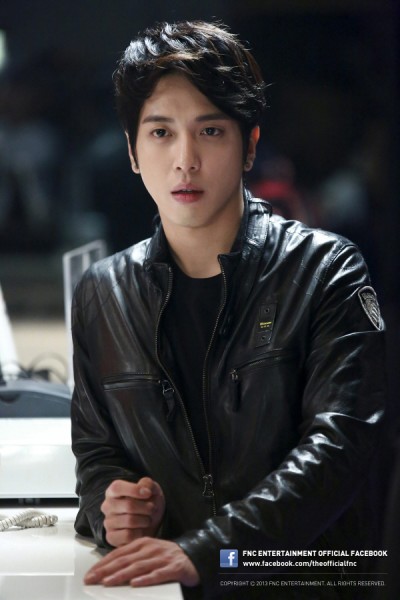 Jung Yong-Hwa Fotoğrafı
