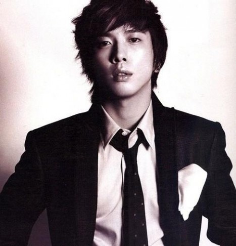 Jung Yong-Hwa Fotoğrafı