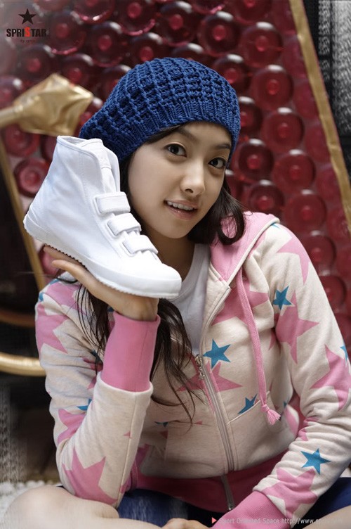 Victoria Song Fotoğrafı