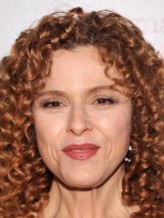 Bernadette Peters fotoğrafı