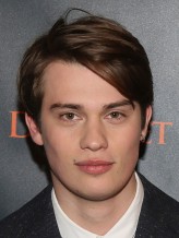 Nicholas Galitzine fotoğrafı