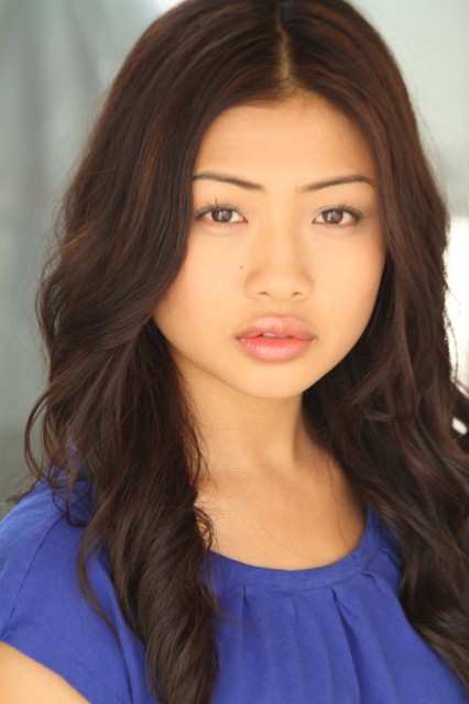 Brianne Tju Fotoğrafı