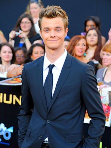 Jack Quaid Fotoğrafı