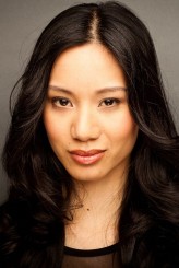 Elena Juatco fotoğrafı