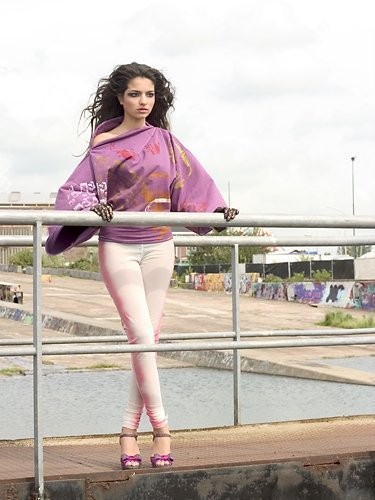 Melisa Aslı Pamuk Fotoğrafı