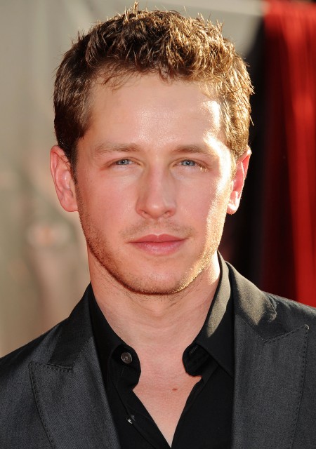 Josh Dallas Fotoğrafı