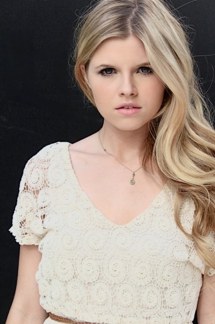 Ana Mulvoy-Ten Fotoğrafı