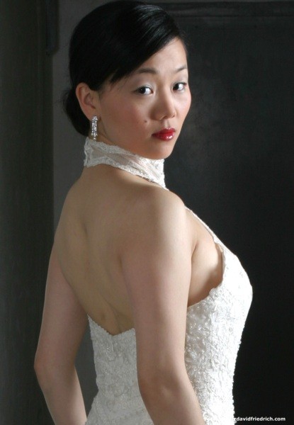 Yvonne Yung Hee Fotoğrafı