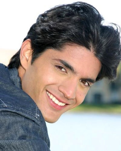 Daniel Elbitttar fotoğrafı