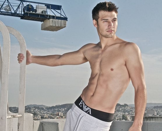 Ryan Anthony Guzman Fotoğrafı