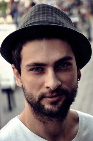 Onur Tuna Fotoğrafı