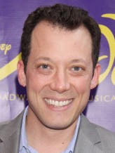 John Tartaglia fotoğrafı