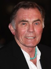 Maurice Roëves fotoğrafı