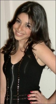 Dana Gaier Fotoğrafı