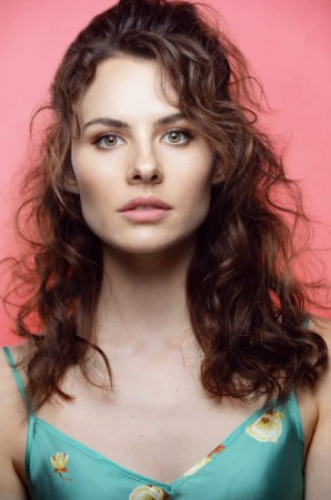 Olivia Chenery Fotoğrafı