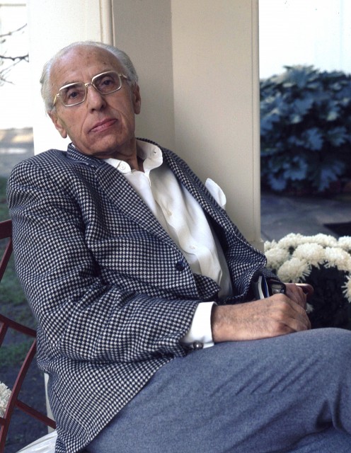 George Cukor fotoğrafı