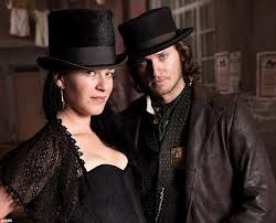 Tom Weston-Jones fotoğrafı