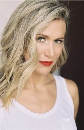 Jennifer Landon fotoğrafı