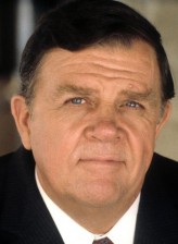 Pat Hingle fotoğrafı