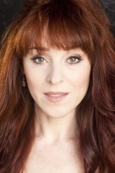 Ruth Connell fotoğrafı