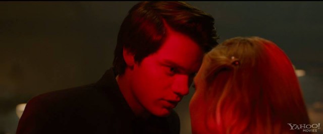 Dominic Sherwood Fotoğrafı