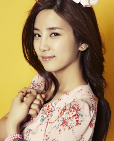 Park Cho-Rong Fotoğrafı