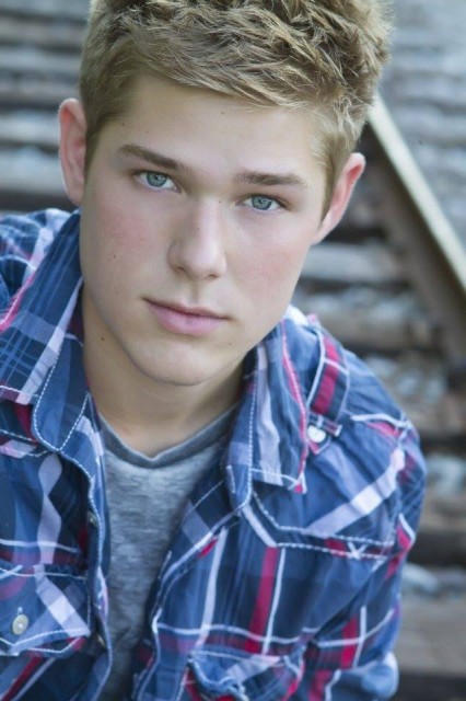 Mason  Dye Fotoğrafı