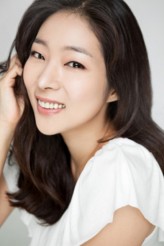 Shin Yoo-Joo fotoğrafı