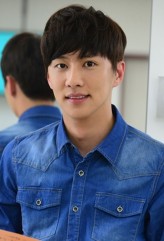 Lee Myung-Hoon fotoğrafı