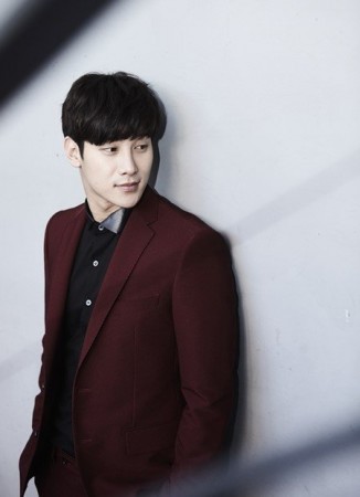 Lee Si-kang Fotoğrafı