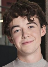 Alex Lawther fotoğrafı