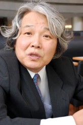 Sun Dong-Hyuk fotoğrafı