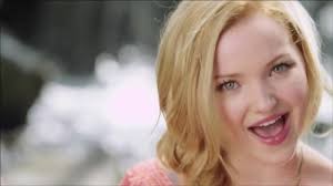 Dove Cameron Fotoğrafı