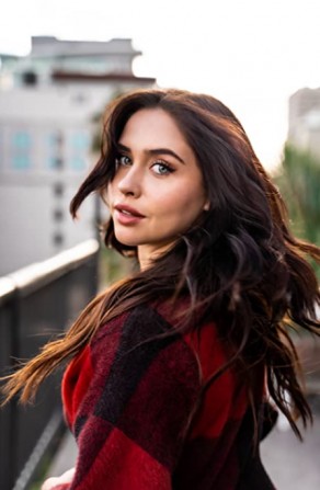 Brenna D'Amico Fotoğrafı