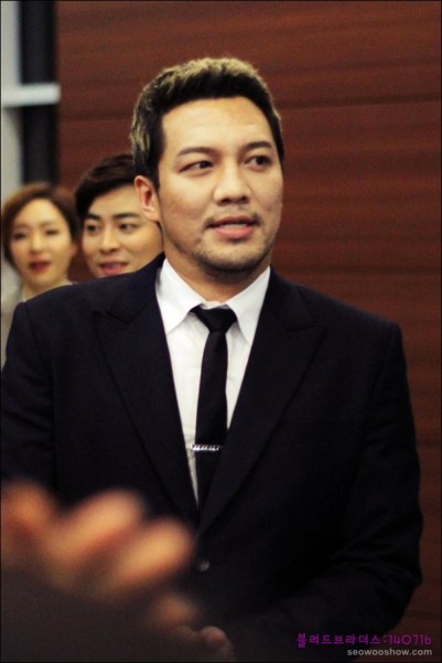 Moon Jong-won Fotoğrafı