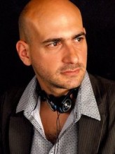 Julien Neel fotoğrafı